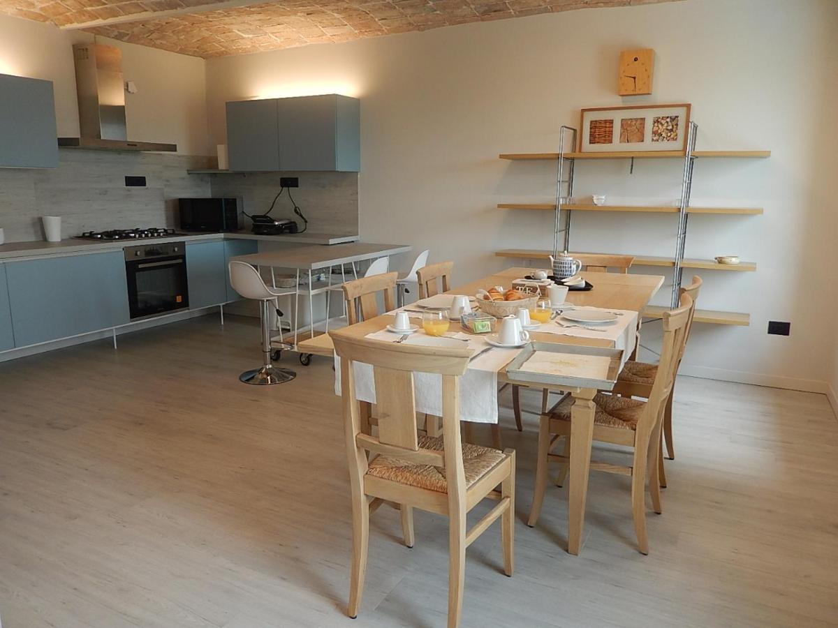 B&B Bionzo16 Calosso Eksteriør billede